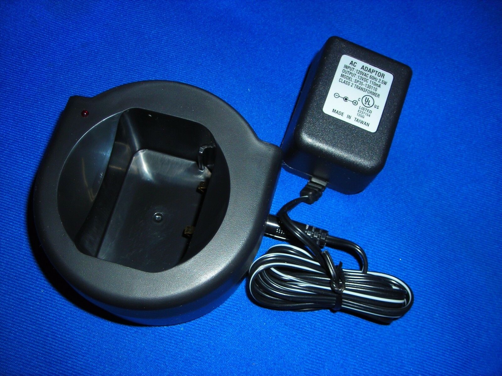 Trickle Battery Charger For Motorola#hnn9008/9012/pmnn4008...gp320/340/680/1280