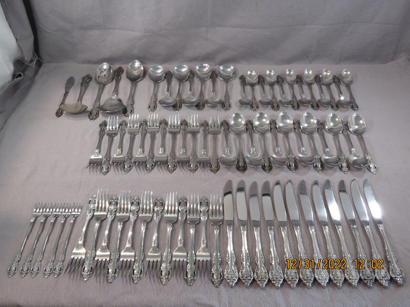 79 Pc Oneida Community *brahms* Stainless Flatware! 12 Settings +serving Pieces